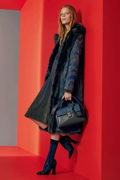 Look 2
